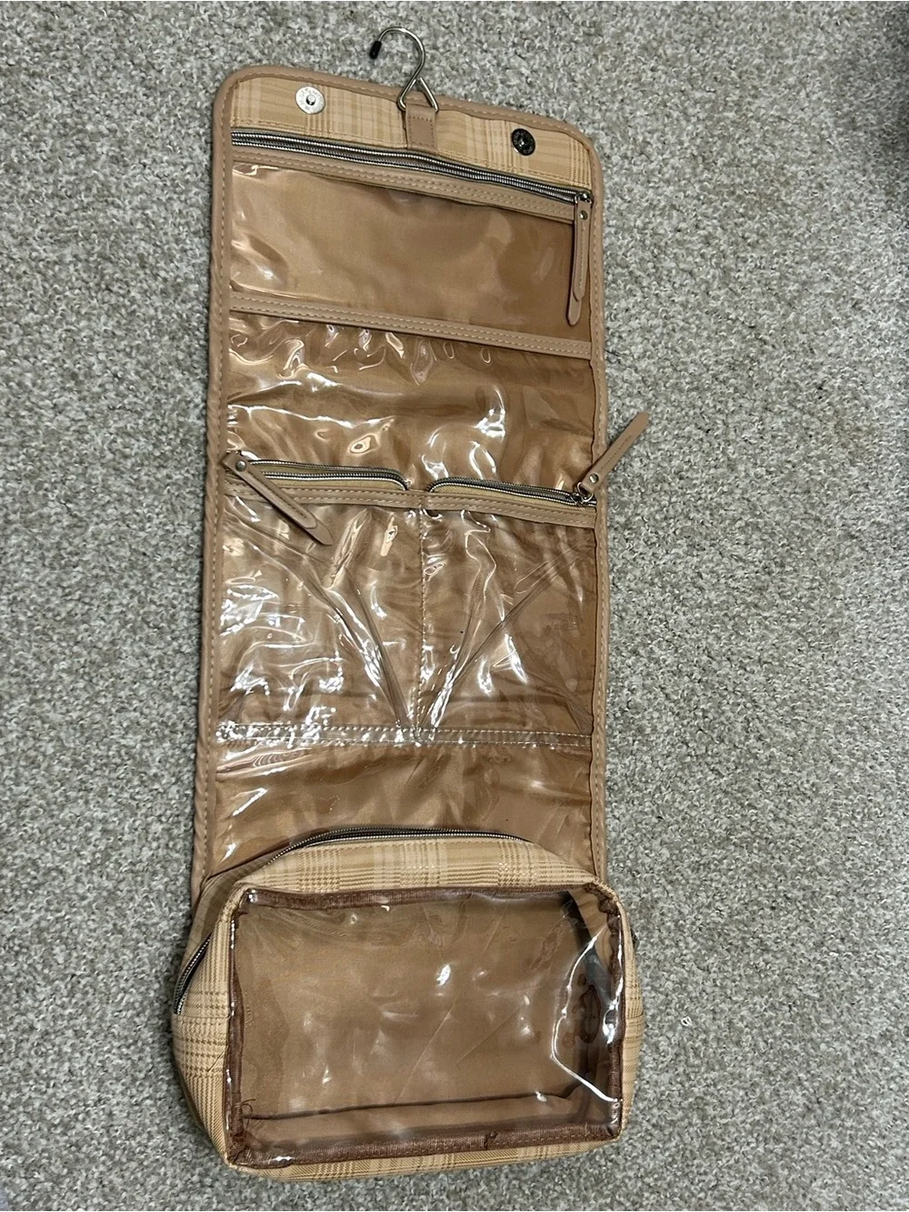 London Fog Beige Travel Jewelry Organizer